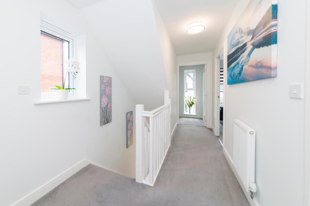 Greenfield Modern 3Br Home - Southcote Lane , Reading Kültér fotó