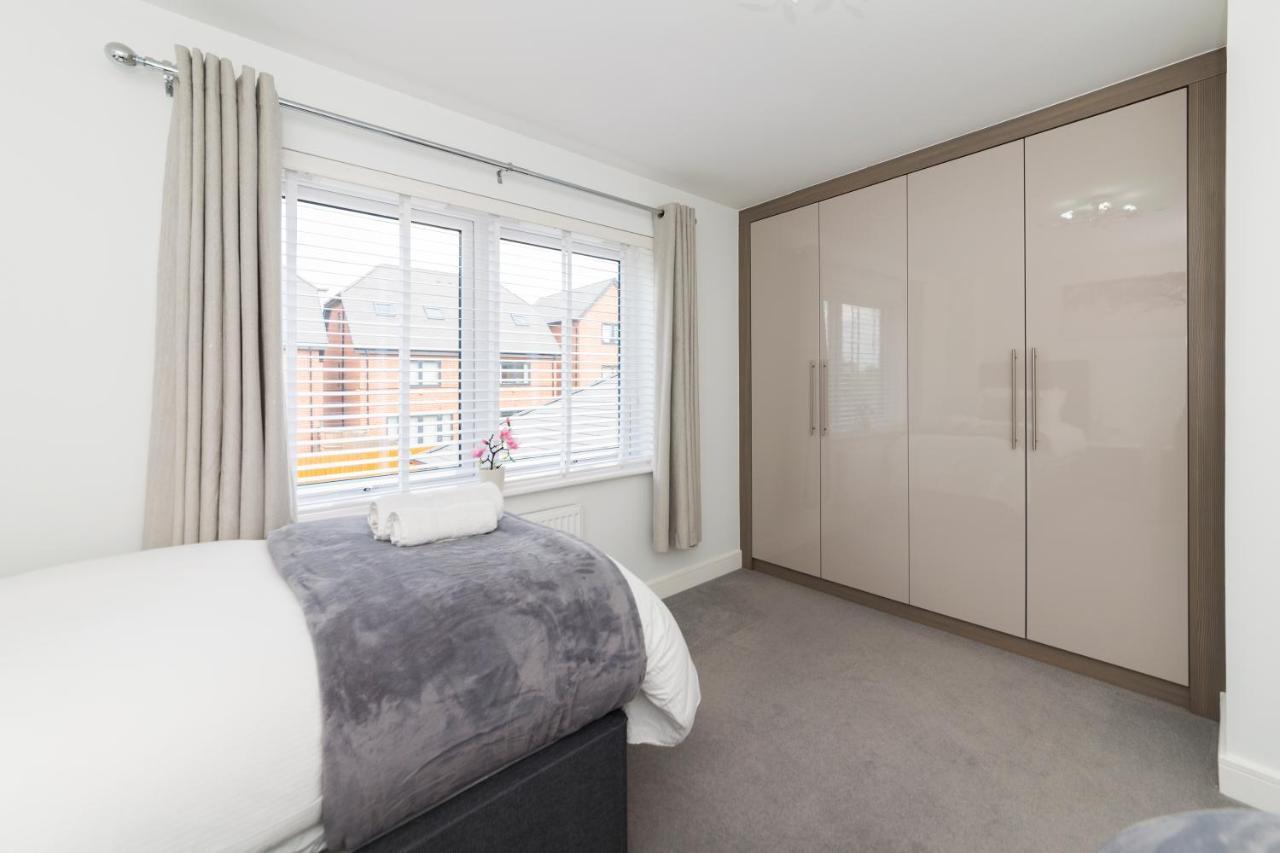 Greenfield Modern 3Br Home - Southcote Lane , Reading Kültér fotó