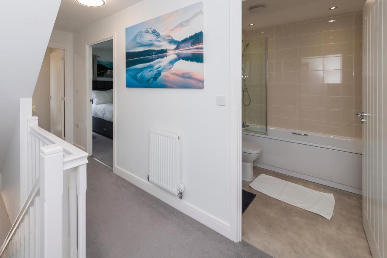Greenfield Modern 3Br Home - Southcote Lane , Reading Kültér fotó