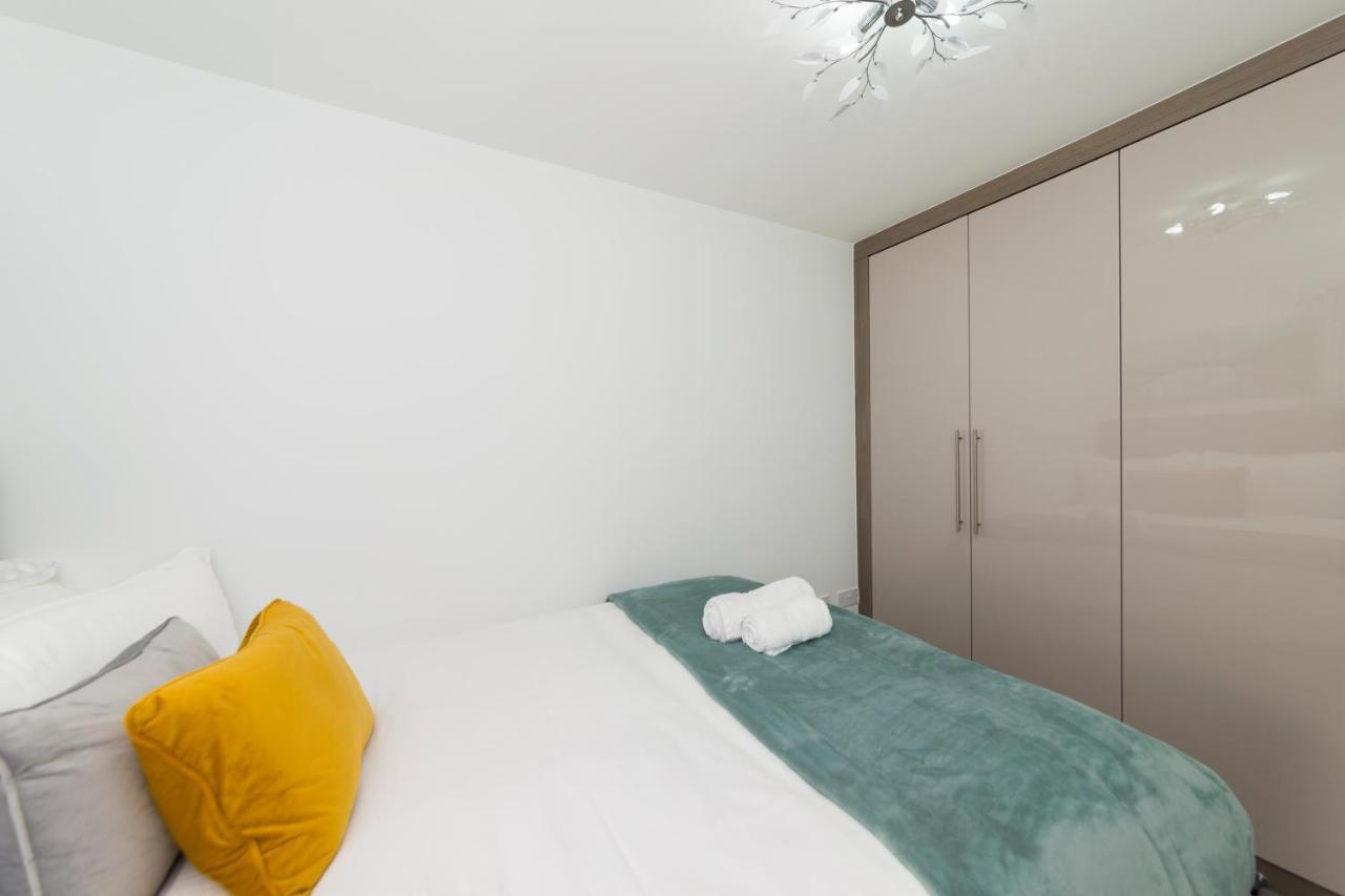 Greenfield Modern 3Br Home - Southcote Lane , Reading Kültér fotó