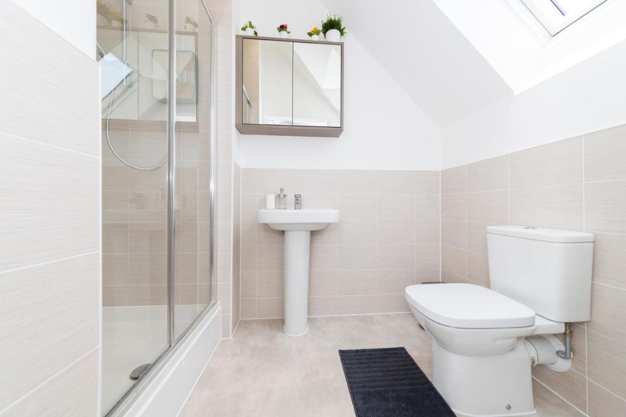 Greenfield Modern 3Br Home - Southcote Lane , Reading Kültér fotó